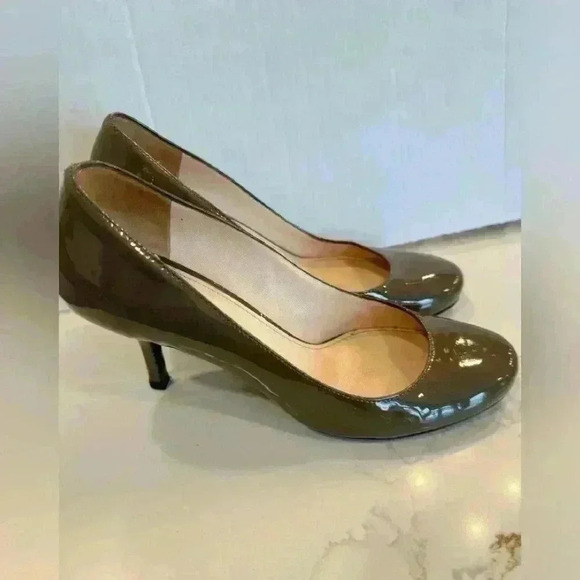 Prada Milano Patent Leather Stiletto Pumps (Dark Taupe) Size 36 - Picture 2 of 11